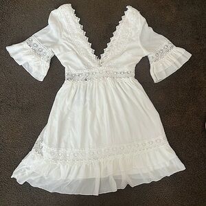 Parisian Works | NWT White Ruffle Mini Dress: Size US 4